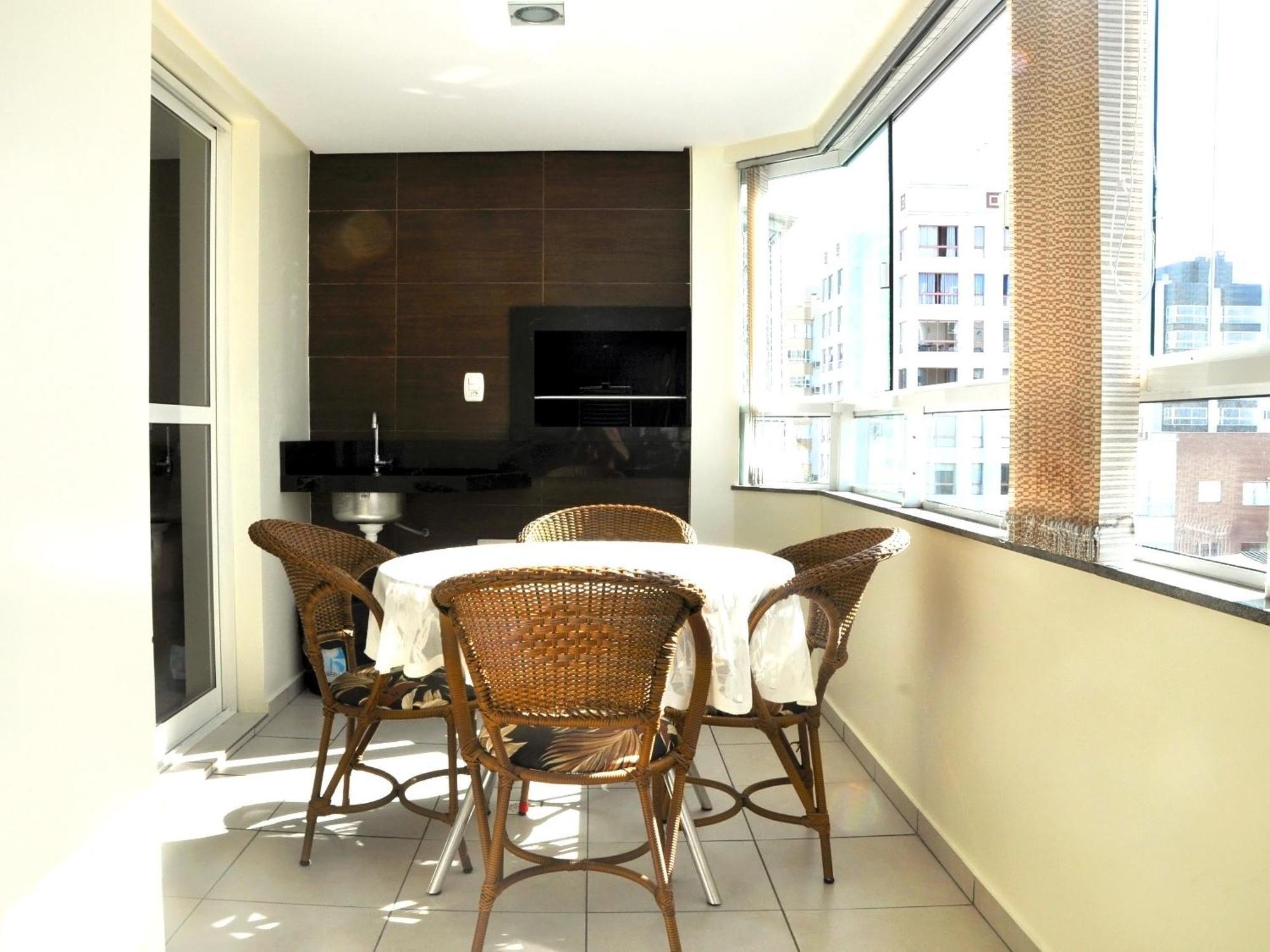 Otima Localizacao!!! Apartamento De Frente No Centro De Capão da Canoa Dış mekan fotoğraf