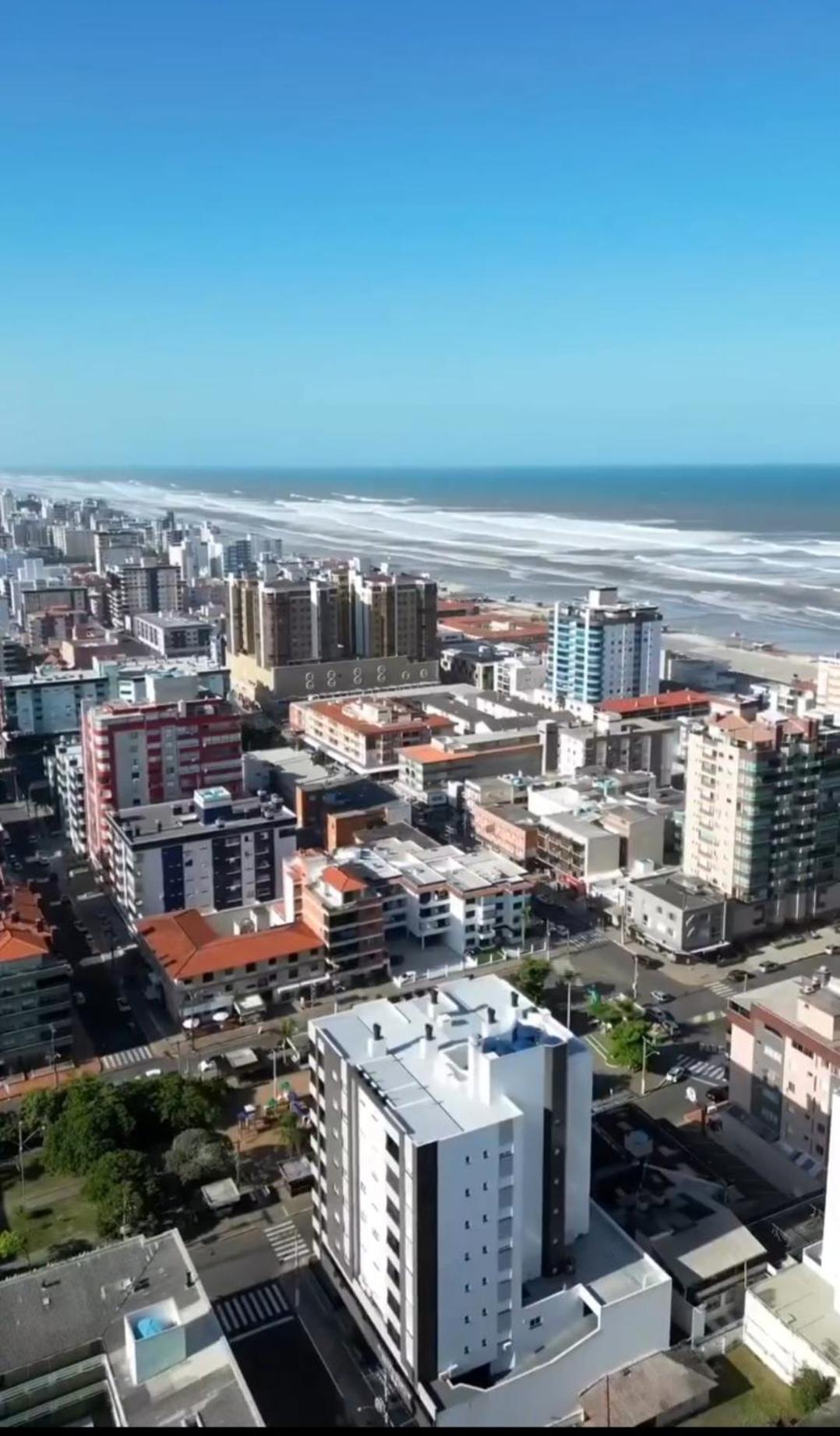 Otima Localizacao!!! Apartamento De Frente No Centro De Capão da Canoa Dış mekan fotoğraf